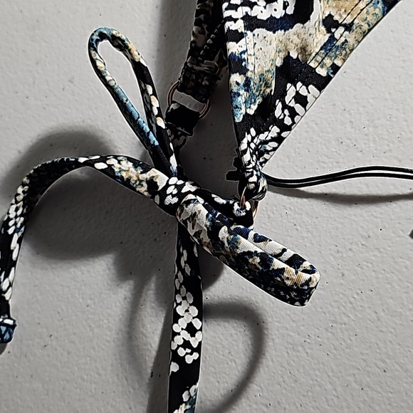 Shade & Shore Low Coverage Ruched Cheeky String Ties NWT Black/Wht/ Blue Snake - Picture 15 of 16
